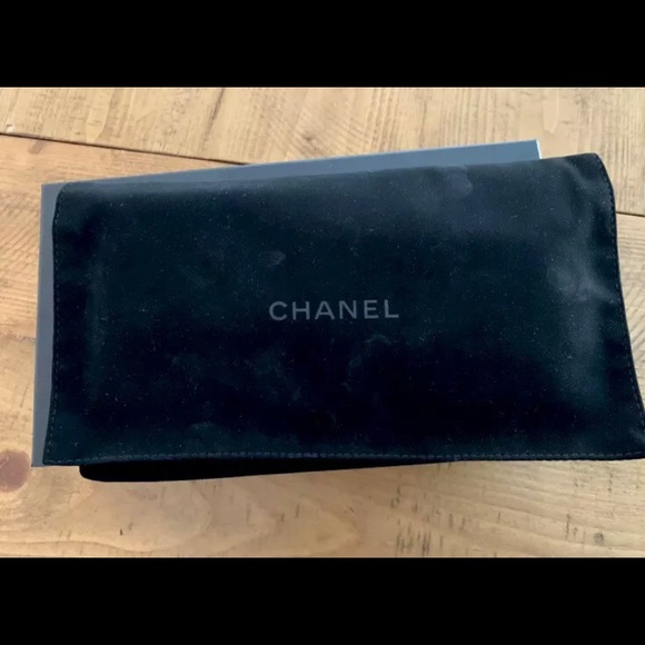 ❤️Authentic Chanel Lambskin Quilted Leather Wallet - Picture 8 of 12